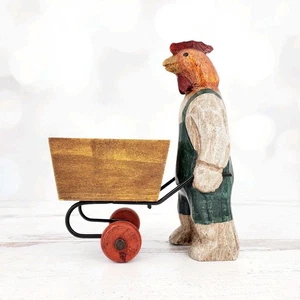 Statuina Gallo Uomo Arte Popolare Primitiva con Carrello in Legno 7" - Foto 1 di 5