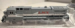 Atlas Master Gold Series HO Scale DASH-8B Locomotive LMX (B39-8) #8536 - Picture 1 of 10