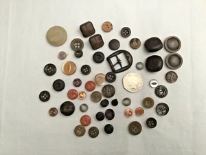 Vintage Buttons/Buckle/Brown/Bundle of 50/ Crafts/Cards/Slow Stitching/Creative - Picture 1 of 1