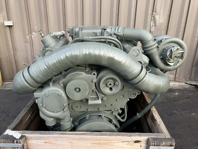 MOTOR DIÉSEL TURBO MECÁNICO DETROIT 8V71T SUPERÁVIT GOBIERNO Foto 1 de 4
