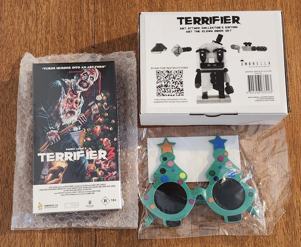 TERRIFIER 3 ART OF THE CLOWN- Brick Lego + Christmas Tree Glasses + VHS- New - Image 1 of 1
