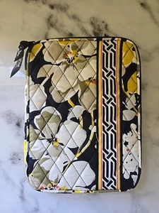 Vera Bradley Dogwood Ipad E-Reader Padded Kindle Tablet Protective Case Sleeve - Picture 1 of 3