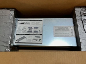 Cisco UCS B200 M5 2x 2.5" SFF Blade Server w/ HS, RAID & MLOM - Wholesale Custom - Picture 1 of 5