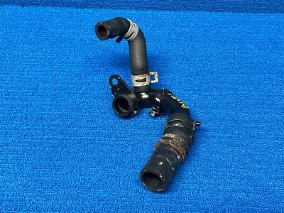 Manguera de tubo de agua de refrigeración del motor Bentley Continental GTC 2006-2010 OEM Foto 1 de 4