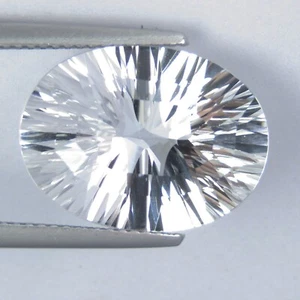 12,80 kt auffälliger natürlicher weißer Topas 17,3 x 12,8 x 7, mm ovaler lasergeschliffener Edelstein - Bild 1 von 5