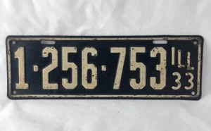 Vintage 1933 Illinois Gas Oil Embossed Metal License Plate Sign - Picture 1 of 9