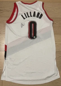 2013-14 Damian Lillard Signed Portland Trail Blazers Home Jersey NBA Authentic - Picture 1 of 7