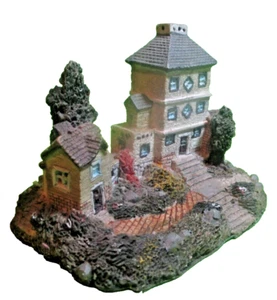 VINTAGE SHUDEHILL MINATURE MULTI STORY HOUSE AND GARDENS - Picture 1 of 7