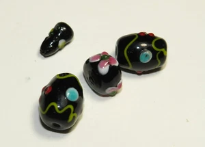 ART Lampwork Black GLASS Porcelian 4 Beads RARE Collectible jewelry making - Picture 1 of 6