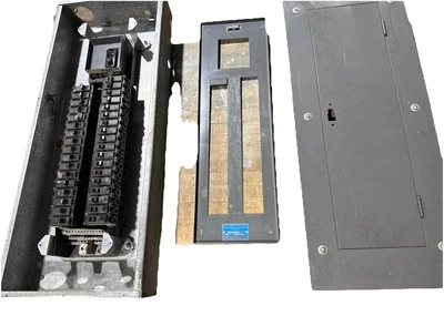 Panel ITE Siemens 3 polos fase 225A 120/208/240V perno con interruptores y principal Foto 1 de 4