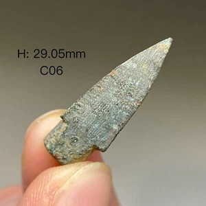 C06 Ancient Chinese bronze arrowhead . Warring States. State of Qin 秦国青铜三棱箭头 - Picture 1 of 11
