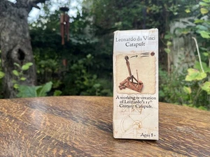 Mini Kit de Madera Catapulta Medieval Leonardo Da Vinci Modelo por Pathfinders - Nuevo - Imagen 1 de 8