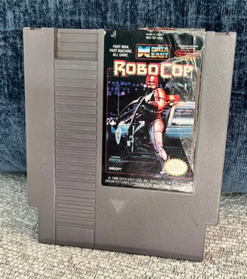 RoboCop (Nes, Nintendo) - Daños importantes en la etiqueta - ¡Probado y funcionando! Foto 1 de 4