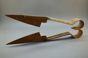Primitive Vintage Sheep Shears Wool Scissors Farm Tool 1960s / Old Cutting Tool - Picture 1 of 6