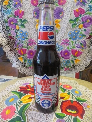 BOTELLA PEPSI CUELLO LARGO RICHARD PETTY PRIMERA COPA WINSTON CARRERA 18 DE JULIO 1958 TORONTO Foto 1 de 4