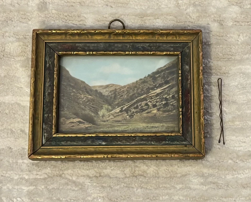 Impresión artística vintage de paisaje lago de montaña: marco dorado Foto 1 de 2