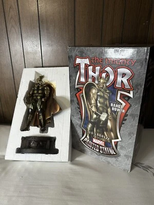 Estatua de bronce de Thor Bowen - Figura coleccionable # 216/400 Foto 1 de 4