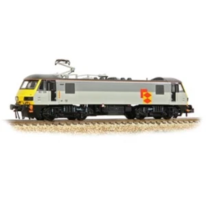 Graham Farish 371-781A Class 90/1 90139 B.R.Railfreight Distribution new N gauge - Picture 1 of 2