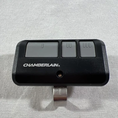 Mando a distancia para abrir puertas de garaje Chamberlain de 3 botones 7964 953EV/EVC Foto 1 de 2