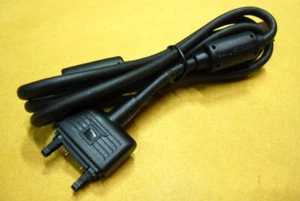 Genuine Sony Ericsson USB Data Cable for Z310 Z520 Z530i Z555i Z610i Z750i Z770i - Picture 1 of 3