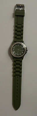 Reloj Geneva Estrás Bisel Correa Silicona Verde Batería Nueva Sin Etiquetas Foto 1 de 3