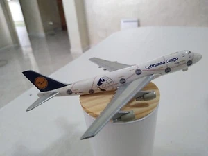 Lufthansa Cargo aereo modellino metallo pressofuso Boeing 747 LEGGI DESCRIZIONE - Foto 1 di 10