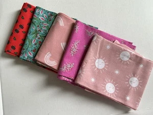 5 Pieces Cotton Fat Quarters. 55 X 45 Cms / 22 X 18 Ins. Cotton. New - Picture 1 of 2