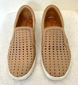 Comfortiva Lyra Slip On Perf 8337807 Baywater beige hellbraune Damen-Sneaker Schuhe - Bild 1 von 15