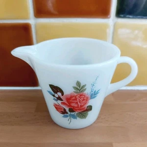 JAJ Pyrex Cottage Rose Milk Jug Vintage MCM Retro - Picture 1 of 11