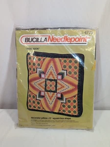 Neu! Bucilla Kissen Needlepoint Set 4776 Cottage Core Retro 70er 60er - Bild 1 von 3
