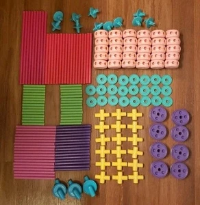 Juego de juguetes Tinker 184 piezas rosa púrpura verde varillas conectores carretes arandelas - Imagen 1 de 15