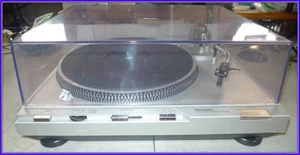 Technics SL-D5 Automatic Direct Drive Turntable w/AT51E Cartridge Excellent - Picture 1 of 6