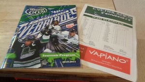 2010-11 Florida Everblades ECHL Hockey Program  Vol. 1 with Roster Insert  EXMT