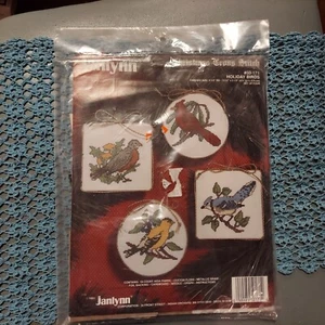 Janlynn Christmas Cross Stitch Birds Kit Pattern Holiday OPENED - Picture 1 of 2