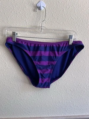 Parte inferior de bikini Converse One Star L púrpura azul marino a rayas traje de baño retro Y2K Foto 1 de 4