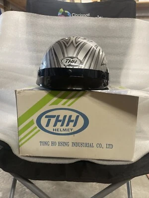 THH Media Moto Harley Gorro, Gorra Calavera 1/2 Casco T-69 Plata Tatuaje XXL Foto 1 de 2