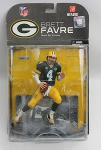 McFarlane Sports NFL Bret Favre Packers HOF QB Action Figure 2008 - Picture 1 of 1