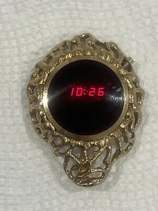 Helbros Vintage LED Red Gold-Plated Nugget Necklace watch 11875 - Picture 1 of 17