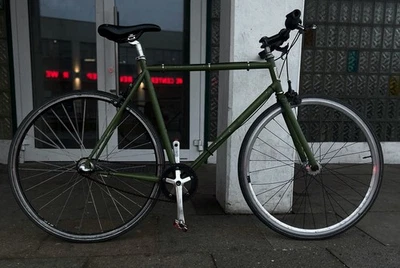 Specialized Globe Roll- Rad, Fahrbereit, 280€ Bei Abholung Heute/ Morgen 11:00 - Bild 1 von 4