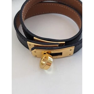 Bracciale HERMES Kelly Double Tour in pelle nera ferramenta placcata oro piccolo - Foto 1 di 11