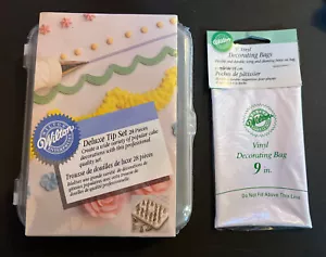 NUEVO EN CAJA Wilton Deluxe Tip Set 28 Piezas Kit de Decoración de Pasteles y Bolsa de Vinilo Reutilizable de 9” - Imagen 1 de 8