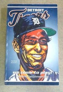 DETROIT TIGERS MLB BASEBALL MEDIA GUIDE - 2003 - EX+ SHAPE - Picture 1 of 1