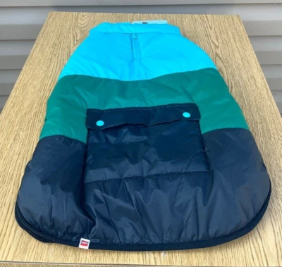 Lego Verde y Negro XL Puffer Chaqueta Ropa para Mascotas con Bolsillo Foto 1 de 4