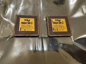 Pair of Vintage Intel i960MC Military Gold CPU For Retro CPU Collection or Scrap - Afbeelding 1 van 2