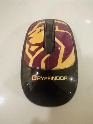 Harry Potter Gryffindor Wireless Mouse Red Gold Lion Hogwarts Crest USB PC  - Image 1 of 3