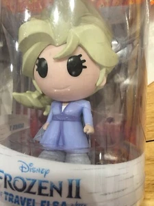 Ooshies Frozen 2 Travel Elsa 4 Inch Vinyl Cartoon Figure New In Box - Picture 1 of 2