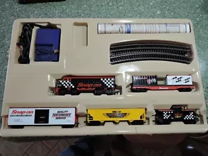 Snap On Tools HO Scale Electric Train Set 5 Cars EXC - Picture 1 of 7