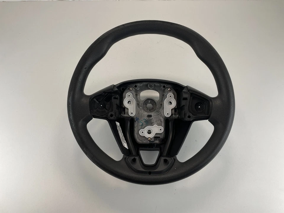 Volante lateral izquierdo Ford Fiesta 2014-2017 sin interruptor de crucero OEM, 34076683 Foto 1 de 4