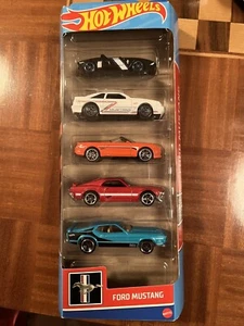 Hot Wheels FORD MUSTANG 684173 5er Pack Geschenkset - Bild 1 von 1