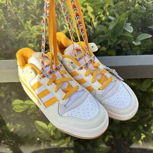 Adidas Originals Forum Low Summer Camp - Scarpe da donna giallo crema taglia 9M - Foto 1 di 9